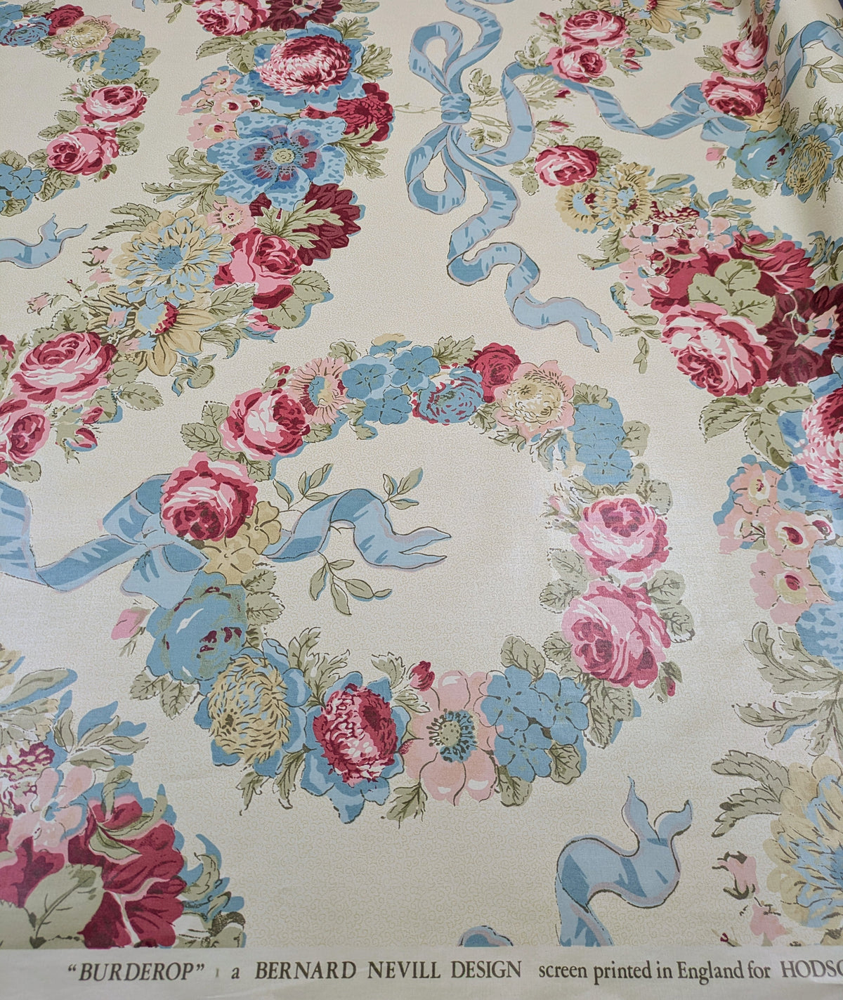Burderop by Bernard Nevill for Hodsall McKenzie - Glazed Chintz - Vintage & Rare