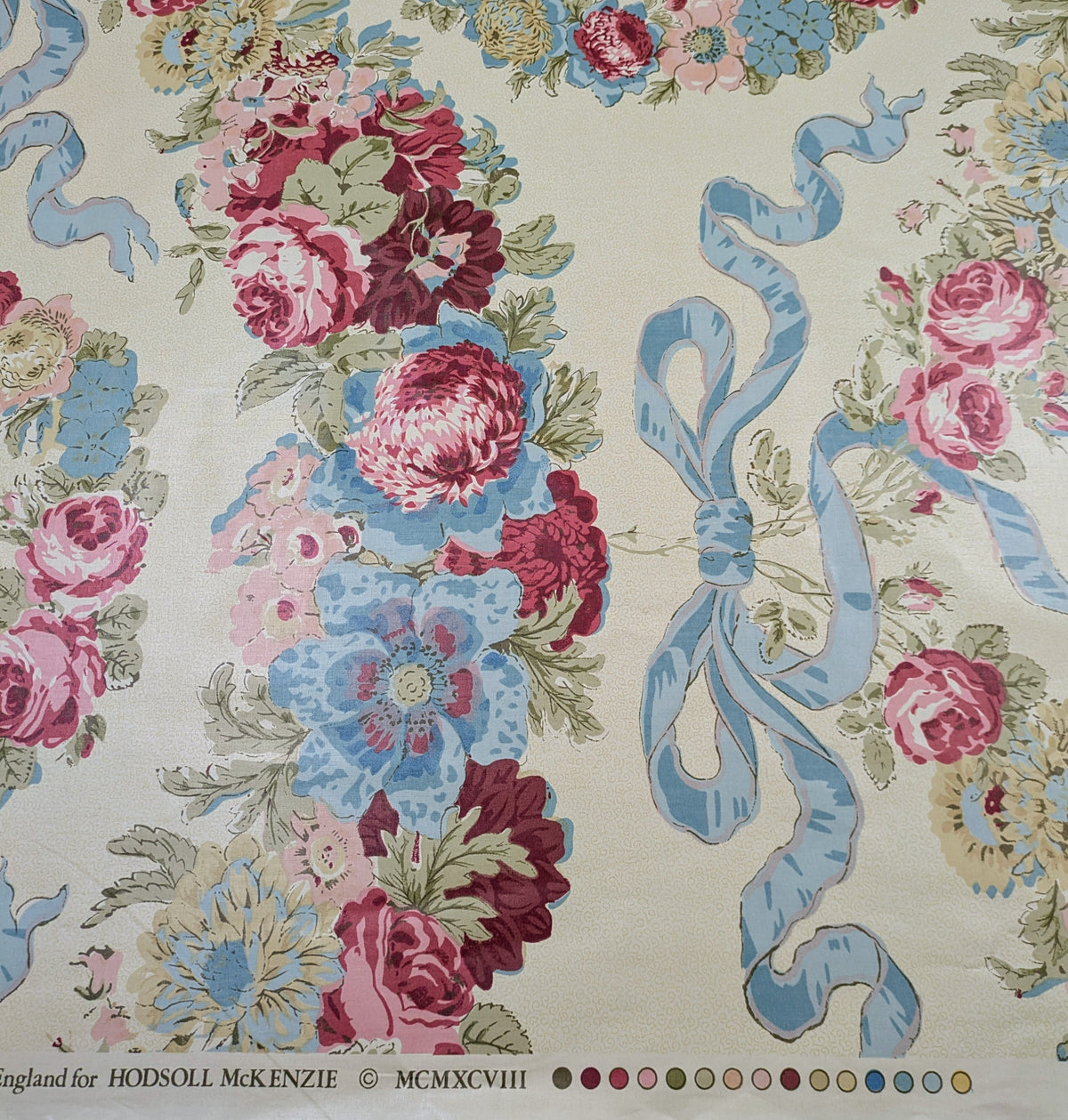 Burderop by Bernard Nevill for Hodsall McKenzie - Glazed Chintz - Vintage & Rare