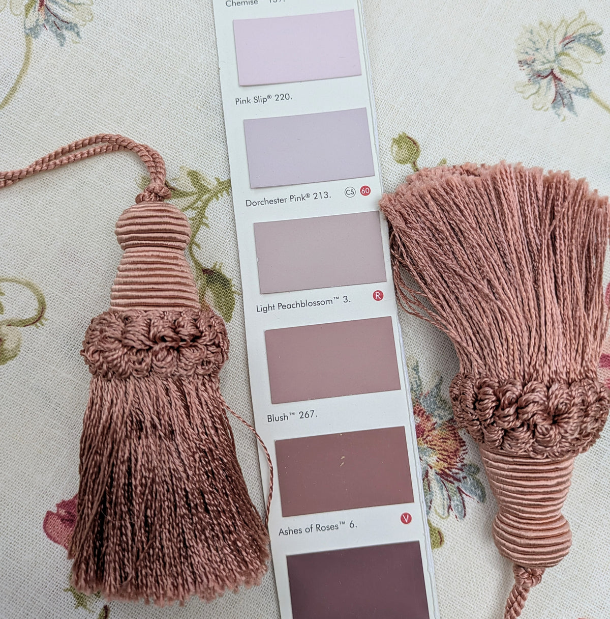 Pink Vintage - Style Tassels / Key Tassels / Cushion Tassels